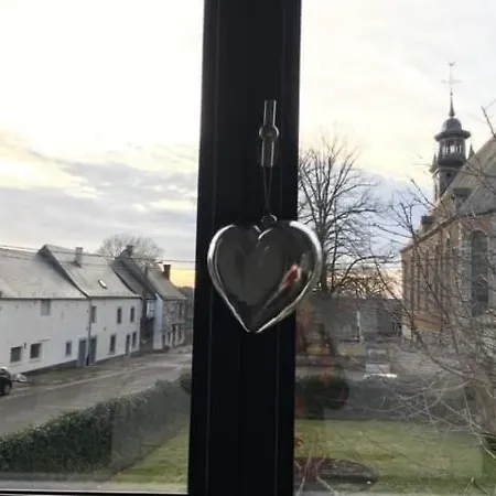 Honey House Дом отдыха Foy-Notre-Dame